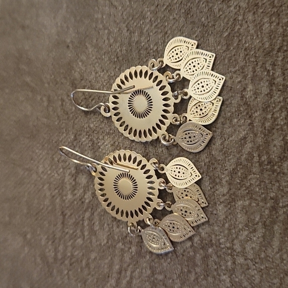 Silvertone Mandala Dream Catcher Chandalier Fringe Dangle Hook Earrings - Picture 4 of 6